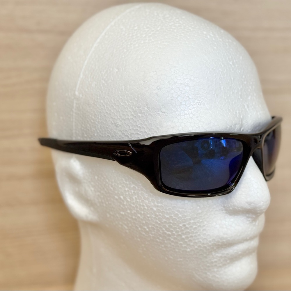Oakley Valve polarized sunglasses